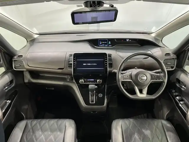 日産 セレナ ハイウェイスター G 愛知県 2020(令2)年 4.2万km マルーンレッド 2トーン 純正10インチナビ/純正11インチ後席モニター/エマージェンシーブレーキ/クルーズコントロール/両側電動スライドドア/全方位カメラ/前方ドライブレコーダー/デジタルルームミラー/ブラインドスポットモニター/コーナーセンサー/オートＬＥＤヘッドライト/スマートキー