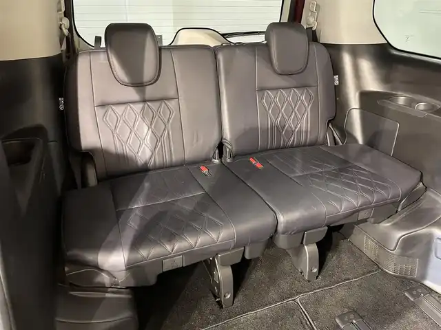 日産 セレナ ハイウェイスター G 愛知県 2020(令2)年 4.2万km マルーンレッド 2トーン 純正10インチナビ/純正11インチ後席モニター/エマージェンシーブレーキ/クルーズコントロール/両側電動スライドドア/全方位カメラ/前方ドライブレコーダー/デジタルルームミラー/ブラインドスポットモニター/コーナーセンサー/オートＬＥＤヘッドライト/スマートキー
