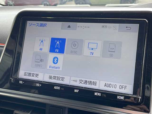 トヨタ シエンタ G クエロ 静岡県 2022(令4)年 1.3万km ブラックマイカ 純正9インチSDナビ/・CD/・DVD/・フルセグTV/・Bluetooth/・USB/・AM/・FM/主要装備/・純正12インチ後席モニター/・衝突軽減/・レーンキープ/・コーナーセンサー前後/・両側パワスラ/・ETC/・前方ドラレコ/・ハーフレザーシート/・LEDヘッドライト/・オートハイビーム