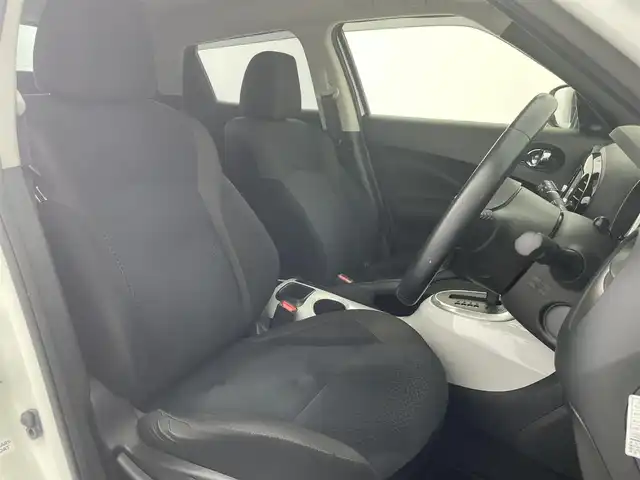日産 ジューク 15RX Vセレクション 富山県 2016(平28)年 8.1万km ブリリアントホワイトパール ワンオーナー/純正ナビ（AM/FM/CD/DVD/AUX/BT）/フルセグTV/社外AW付き冬タイヤ積込（6mm）/衝突被害軽減ブレーキ/レーンキープアシスト/オートライト/LEDヘッドライト/ETC/スマートキー/プッシュスタート/純正17インチAW/純正フロアマット
