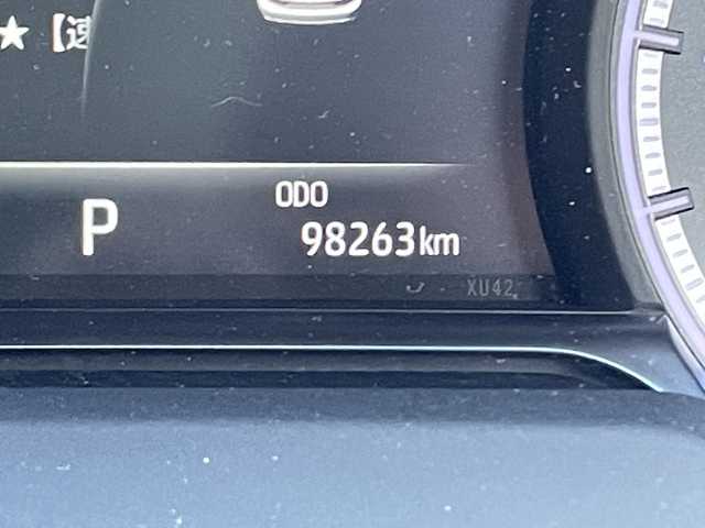 トヨタ ハリアー Z レザーパッケージ 大分県 2020(令2)年 9.9万km プレシャスブラックパール レザーシート/調光パノラマルーフ/JBL/置くだけ充電/純正ナビ/フルセグTV/Bluetooth/純正ビルトインETC/純正フロアマット/純正19インチアルミホイール/純正LEDヘッドライト/オートライト/オートマッチックハイビーム/デジタルインナーミラー/衝突被害軽減ブレーキ/レーンキープアシスト/シートヒーター /ハンドルヒーター/ベンチレーションシステム/電動リアゲート/バックカメラ/クルーズコントロール/スペアキー/スマートキー