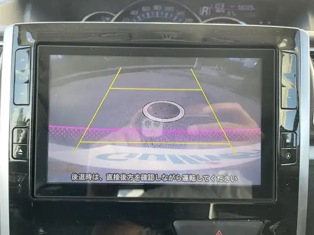 ダイハツ タント カスタム RS SA 富山県 2014(平26)年 5.8万km ホワイト 純正９インチナビ／/フルセグＴＶ／/Ｂｌｕｅｔｏｏｔｈ／/ＤＶＤ再生／/バックカメラ／/両側パワースライドドア／/ＨＤＭｉ入力端子／/衝突軽減ブレーキ／/ステアリングスイッチ／/アイドリングストップ//スマートキー／/ＬＥＤオートライト
