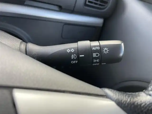 ダイハツ タント カスタム RS SA 富山県 2014(平26)年 5.8万km ホワイト 純正９インチナビ／/フルセグＴＶ／/Ｂｌｕｅｔｏｏｔｈ／/ＤＶＤ再生／/バックカメラ／/両側パワースライドドア／/ＨＤＭｉ入力端子／/衝突軽減ブレーキ／/ステアリングスイッチ／/アイドリングストップ//スマートキー／/ＬＥＤオートライト