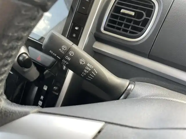 ダイハツ タント カスタム RS SA 富山県 2014(平26)年 5.8万km ホワイト 純正９インチナビ／/フルセグＴＶ／/Ｂｌｕｅｔｏｏｔｈ／/ＤＶＤ再生／/バックカメラ／/両側パワースライドドア／/ＨＤＭｉ入力端子／/衝突軽減ブレーキ／/ステアリングスイッチ／/アイドリングストップ//スマートキー／/ＬＥＤオートライト