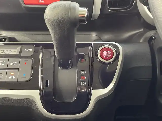 ホンダ Ｎ ＢＯＸ カスタム G Lパッケージ 栃木県 2016(平28)年 4.2万km ブリリアントスポーティブルーメタリック2トーン 社外ナビ/(CD/DVD/フルセグTV/Bluetooth/USB)/バックカメラ/ETC/片側パワスラ/オートライト/横滑り防止装置/フォグランプ/スマートキー/プッシュスタート/アイドリングストップ/ウィンカーミラー/電動格納ミラー/純正14インチアルミホイール/社外フロアマット