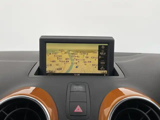 アウディ Ａ１ SB カラーセレクション 大分県 2015(平27)年 16.8万km オレンジ 純正ナビ/（フルセグ/Bluetooth/CD/DVD)/ETC/前方ドライブレコーダー/オートライト/電動格納ミラー/MT付きAT/プッシュスタート・スマートキー/フロアマット/保証書・取扱説明書