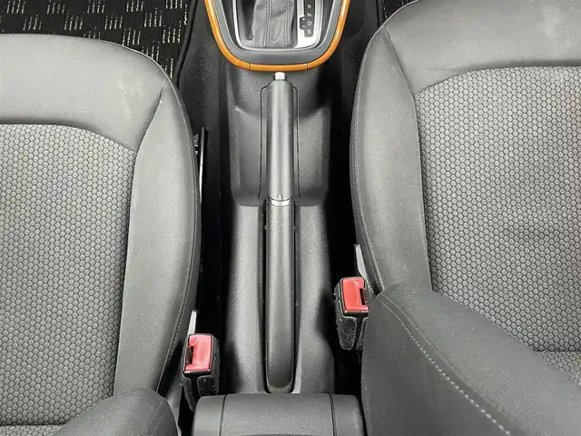 アウディ Ａ１ SB カラーセレクション 大分県 2015(平27)年 16.8万km オレンジ 純正ナビ/（フルセグ/Bluetooth/CD/DVD)/ETC/前方ドライブレコーダー/オートライト/電動格納ミラー/MT付きAT/プッシュスタート・スマートキー/フロアマット/保証書・取扱説明書