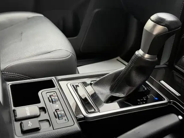 トヨタ ランドクルーザー プラド TX Lパッケージ ブラックED 香川県 2020(令2)年 14.3万km ブラック ワンオーナー/メーカーナビ/フルセグ/パノラミックビューモニター/黒革シート/シートヒーター/ベンチレーション/パワーシート/トヨタセーフティセンス/レーダークルーズコントロール/レーンキープ/オートハイビーム/BSM/ETC2.0/前後ドライブレコーダー/純正マット