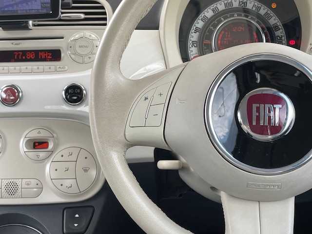 フィアット ５００Ｃ ツインエア ラウンジ 愛知県 2015(平27)年 5.7万km ボサノバホワイト /禁煙車//社外メモリーナビ(AVIC-MP33)//ワンセグTV・CD・AM・AM・microSD//ETC//HIDヘッドライト//電動ルーフ//START＆STOPシステム//アイドリングストップ//ヒルホールド//エレクトロニックスタビリティコントロール(ESC)//横滑り防止//アンチスリップレギュレーション(ASR)//ASR-OFFスイッチ//モーターシュレップレグルング(MSR)//ハイドローリックブレーキアシスト(HBA)//リヤパーキングセンサー//イモビライザー//フロントフォクランプ//本革巻きステアリングホイール//ステアリングスイッチ//純正フロアマット//純正バイザー//スペアキー1本(板キー)//保証書/取扱説明書//ナビ説明書