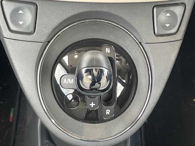 フィアット ５００Ｃ ツインエア ラウンジ 愛知県 2015(平27)年 5.7万km ボサノバホワイト /禁煙車//社外メモリーナビ(AVIC-MP33)//ワンセグTV・CD・AM・AM・microSD//ETC//HIDヘッドライト//電動ルーフ//START＆STOPシステム//アイドリングストップ//ヒルホールド//エレクトロニックスタビリティコントロール(ESC)//横滑り防止//アンチスリップレギュレーション(ASR)//ASR-OFFスイッチ//モーターシュレップレグルング(MSR)//ハイドローリックブレーキアシスト(HBA)//リヤパーキングセンサー//イモビライザー//フロントフォクランプ//本革巻きステアリングホイール//ステアリングスイッチ//純正フロアマット//純正バイザー//スペアキー1本(板キー)//保証書/取扱説明書//ナビ説明書