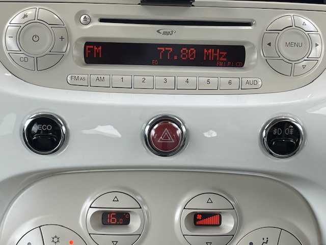 フィアット ５００Ｃ ツインエア ラウンジ 愛知県 2015(平27)年 5.7万km ボサノバホワイト /禁煙車//社外メモリーナビ(AVIC-MP33)//ワンセグTV・CD・AM・AM・microSD//ETC//HIDヘッドライト//電動ルーフ//START＆STOPシステム//アイドリングストップ//ヒルホールド//エレクトロニックスタビリティコントロール(ESC)//横滑り防止//アンチスリップレギュレーション(ASR)//ASR-OFFスイッチ//モーターシュレップレグルング(MSR)//ハイドローリックブレーキアシスト(HBA)//リヤパーキングセンサー//イモビライザー//フロントフォクランプ//本革巻きステアリングホイール//ステアリングスイッチ//純正フロアマット//純正バイザー//スペアキー1本(板キー)//保証書/取扱説明書//ナビ説明書