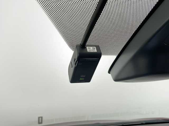 トヨタ シエンタ ハイブリッド ファンベースG 長野県 2020(令2)年 6.1万km センシュアルレッドマイカ 純正ディーラーナビ/両側パワースライドドア/アラウンドビュー/アイドリングストップ/ビルトインETC/オートライト/オートマチックハイビーム/ヘッドライトレベライザー/ステアリングスイッチ/ステアリングヒーター/シートヒーター/クルーズコントロール/アイドリングストップ/プッシュスタート/スペアキー/ドアバイザー/ウィンカーミラー/電格ミラー