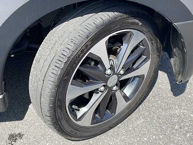 三菱 ｅＫクロス G プレミアム 長野県 2024(令6)年 0.3万km チタニウムグレーメタリック ４WD/純正９インチナビフルセグTV/MIパイロット/全方位カメラ/シートヒーター /ステアリングヒーター/インテリジェントミラー/ワンオーナー/前後コーナーセンサー /純正１５インチアルミ/踏み間違い防止/FCM/LDW
