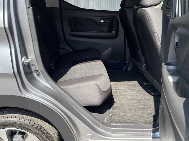 三菱 ｅＫクロス G プレミアム 長野県 2024(令6)年 0.3万km チタニウムグレーメタリック ４WD/純正９インチナビフルセグTV/MIパイロット/全方位カメラ/シートヒーター /ステアリングヒーター/インテリジェントミラー/ワンオーナー/前後コーナーセンサー /純正１５インチアルミ/踏み間違い防止/FCM/LDW