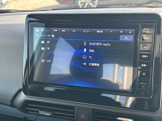 三菱 ｅＫクロス G プレミアム 石川県 2024(令6)年 0.3万km チタニウムグレーメタリック 純正９インチメモリナビ/Bluetooth/フルセグTV/MIパイロット/全方位カメラ/シートヒーター /ステアリングヒーター/４WD/デジタルインナーミラー/ワンオーナー/前後コーナーセンサー /純正１５インチアルミ/オートライト/LEDヘッドライト/踏み間違い防止