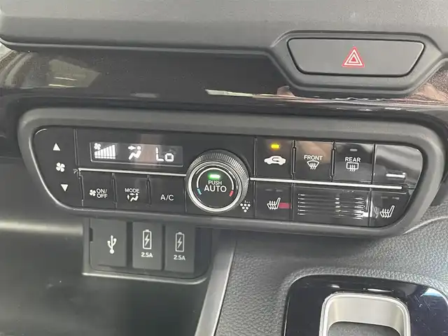 ホンダ Ｎ ＢＯＸ カスタム G L ホンダセンシング 滋賀県 2020(令2)年 5.2万km クリスタルブラックパール 禁煙車/純正ナビ/・フルセグTV・Bluetooth/レーンキープアシスト/バックカメラ/ドライブレコーダー/シートヒーター/クルーズコントロール/コーナーセンサー/両側電動スライドドア/ビルトインＥＴＣ
