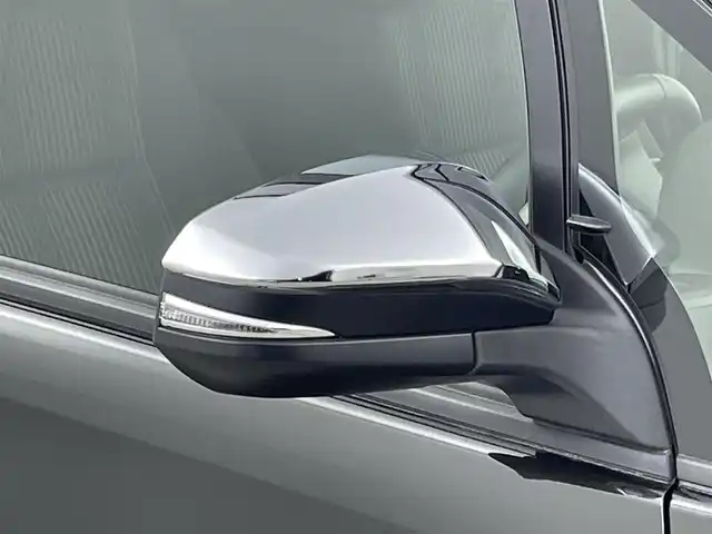 トヨタ ヴォクシー ハイブリッド ZS 煌Ⅱ 群馬県 2020(令2)年 2.7万km 黒 純正９型ナビ/１２．１型後席モニター/両側パワスラ/バックカメラ/前ドラレコ　/クルコン/ＡＨＢ/シートヒーター/アイドリングストップ/後コーナーセンサー　/ビルトインＥＴＣ　/スペアキー　/純正アルミホイール/衝突被害軽減システム/禁煙車/ＬＥＤヘッド