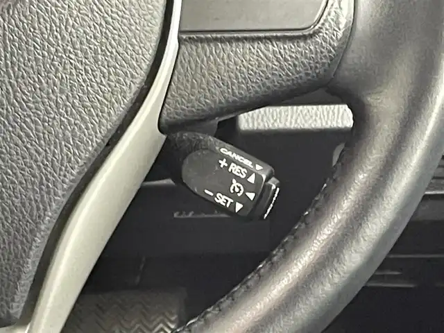 トヨタ ヴォクシー ハイブリッド ZS 煌Ⅱ 群馬県 2020(令2)年 2.7万km 黒 純正９型ナビ/１２．１型後席モニター/両側パワスラ/バックカメラ/前ドラレコ　/クルコン/ＡＨＢ/シートヒーター/アイドリングストップ/後コーナーセンサー　/ビルトインＥＴＣ　/スペアキー　/純正アルミホイール/衝突被害軽減システム/禁煙車/ＬＥＤヘッド