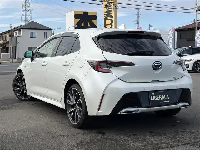トヨタ カローラ スポーツ ハイブリッドG Z 埼玉県 2019(平31)年 8.4万km ホワイトパールクリスタルシャイン 純正ナビテレビ（NSZT-Y66T）/・DVD/CD/SD/USB/BTA/フルセグ/プリクラッシュセーフティ/先行車追随クルーズコントロール/レーンディパーチャーアラート/オートパーキングブレーキ/オートマチックハイビーム/オートヘッドライト/ステアリングヒーター/バックビューカメラ/フロントカメラ/デジタルインナーミラー/ETC2.0/カーテンエアバッグ/スマートエントリーキー/プッシュスタート