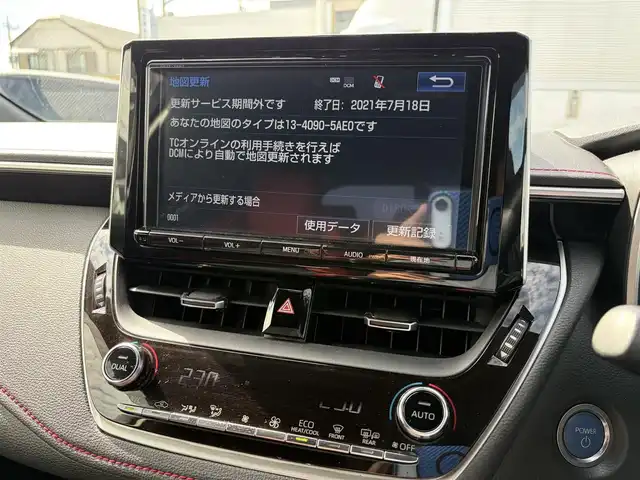 トヨタ カローラ スポーツ ハイブリッドG Z 埼玉県 2019(平31)年 8.4万km ホワイトパールクリスタルシャイン 純正ナビテレビ（NSZT-Y66T）/・DVD/CD/SD/USB/BTA/フルセグ/プリクラッシュセーフティ/先行車追随クルーズコントロール/レーンディパーチャーアラート/オートパーキングブレーキ/オートマチックハイビーム/オートヘッドライト/ステアリングヒーター/バックビューカメラ/フロントカメラ/デジタルインナーミラー/ETC2.0/カーテンエアバッグ/スマートエントリーキー/プッシュスタート