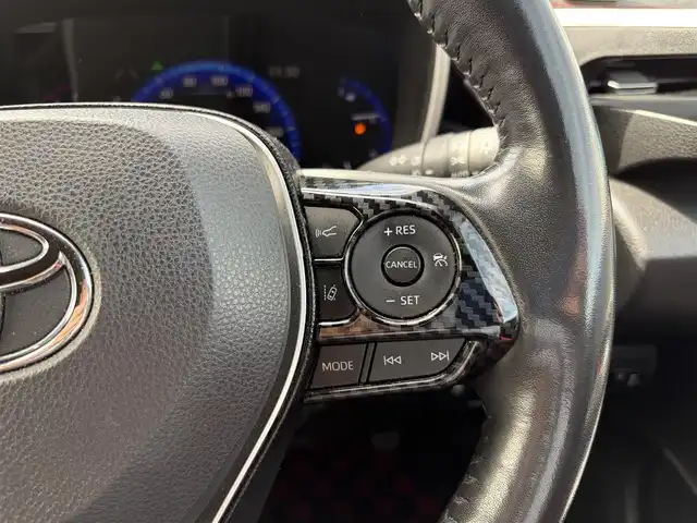 トヨタ カローラ スポーツ ハイブリッドG Z 埼玉県 2019(平31)年 8.4万km ホワイトパールクリスタルシャイン 純正ナビテレビ（NSZT-Y66T）/・DVD/CD/SD/USB/BTA/フルセグ/プリクラッシュセーフティ/先行車追随クルーズコントロール/レーンディパーチャーアラート/オートパーキングブレーキ/オートマチックハイビーム/オートヘッドライト/ステアリングヒーター/バックビューカメラ/フロントカメラ/デジタルインナーミラー/ETC2.0/カーテンエアバッグ/スマートエントリーキー/プッシュスタート