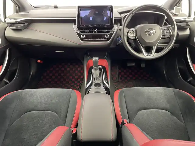 トヨタ カローラ スポーツ ハイブリッドG Z 新潟県 2019(平31)年 8.4万km ホワイトパールクリスタルシャイン 純正SDナビ【NSZT-Y66T】/　DVD/CD/SD/USB/Bluetooth/フルセグTV/プリクラッシュセーフティ/レーントレーシングアシスト/ロードサインアシスト/レーダークルーズコントロール/レーンディパーチャーアラート/ブラインドスポットモニター/オートパーキングブレーキ/オートマチックハイビーム/オートヘッドライト/前席シートヒーター/ステアリングヒーター/バックモニター/フロントカメラ/デジタルインナーミラー/ビルトインETC2.0/カーテンエアバッグ/スマートエントリーキー/プッシュスタート