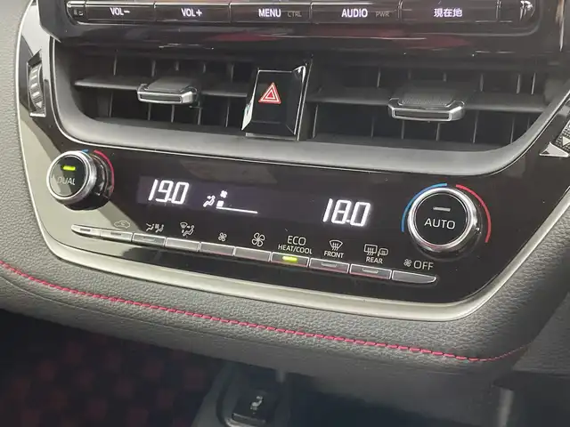 トヨタ カローラ スポーツ ハイブリッドG Z 新潟県 2019(平31)年 8.4万km ホワイトパールクリスタルシャイン 純正SDナビ【NSZT-Y66T】/　DVD/CD/SD/USB/Bluetooth/フルセグTV/プリクラッシュセーフティ/レーントレーシングアシスト/ロードサインアシスト/レーダークルーズコントロール/レーンディパーチャーアラート/ブラインドスポットモニター/オートパーキングブレーキ/オートマチックハイビーム/オートヘッドライト/前席シートヒーター/ステアリングヒーター/バックモニター/フロントカメラ/デジタルインナーミラー/ビルトインETC2.0/カーテンエアバッグ/スマートエントリーキー/プッシュスタート