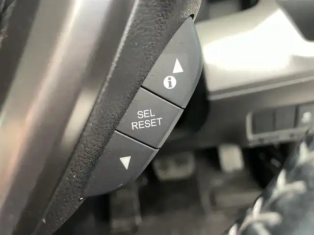 ホンダ ステップワゴン スパーダ 鹿児島県 2015(平27)年 6.6万km ホワイトオーキッドパール 禁煙車/社外ナビ【AVIC-RZ09】/（Bluetooth/フルセグTV）/社外フリップダウンモニター/バックモニター/ホンダセンシング/・衝突軽減ブレーキ/・アダプティブクルーズコントロール/・車線維持支援システム/・路外逸脱抑制機能/・誤発信抑制機能/・先行車発進お知らせ機能/・標識認識機能/両側パワースライドドア/前後ドライブレコーダー