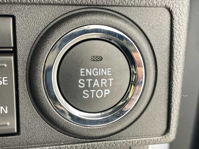 ダイハツ ムーヴ キャンバス ストライプス G 千葉県 2024(令6)年 0.1千km シャイニングホワイトパール/サンドベージュメタリック 届出済未使用車/ディスプレイオーディオ/フルセグTV/Bluetooth/USB/バックカメラ/ISOFIX/ベンチシート/シートヒーター/レーンキープアシスト/衝突被害軽減ブレーキ/パーキングアシスト/オートマチックハイビーム