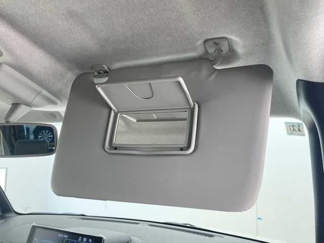 ダイハツ ムーヴ キャンバス ストライプス G 千葉県 2024(令6)年 0.1千km シャイニングホワイトパール/サンドベージュメタリック 届出済未使用車/ディスプレイオーディオ/フルセグTV/Bluetooth/USB/バックカメラ/ISOFIX/ベンチシート/シートヒーター/レーンキープアシスト/衝突被害軽減ブレーキ/パーキングアシスト/オートマチックハイビーム