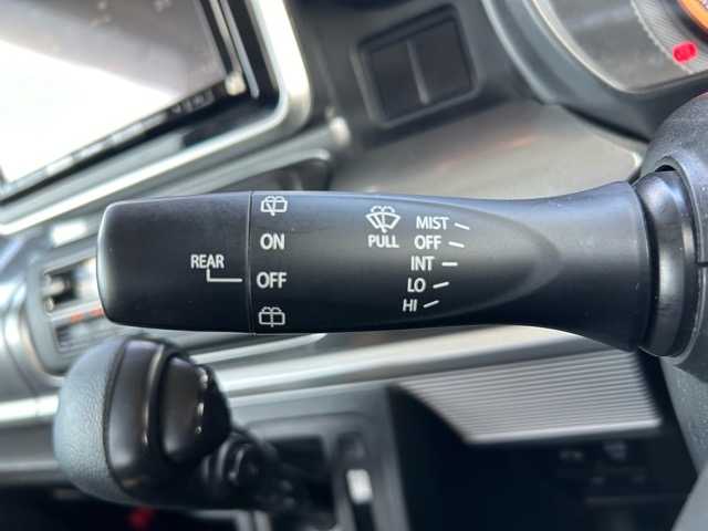 スズキ スペーシア ギア HYBRID XZ 千葉県 2019(平31)年 3.9万km オフブルーメタリック/ガンメタリック2トーンルーフ 純正メモリナビ/CD/DVD/SD/Bluetooth/フルセグTV/バックカメラ/ビルトインETC/ドライブレコーダー/両側パワースライドドア/衝突被害軽減ブレーキ/レーンキープアシスト/コーナーセンサー/シートヒーター/プッシュスタート/スマートキー/ウインカーミラー/純正フロアマット