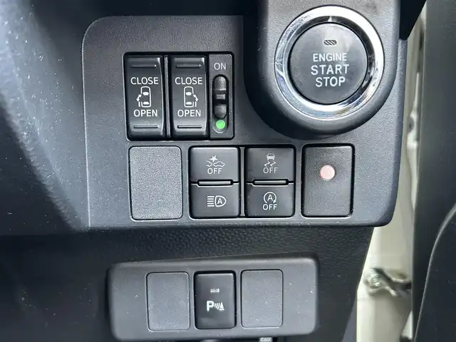 トヨタ ルーミー カスタムG 道東・釧路十勝 2019(平31)年 12.9万km パールホワイトⅢ 4WD/純正ナビ/フルセグTV/全方位カメラ/両側パワースライドドア/衝突軽減ブレーキ/シートヒーター/クルーズコントロール/ビルトインETC/プッシュスタート/スマートキー/保証書/取扱説明書/オートライト/オートハイビーム