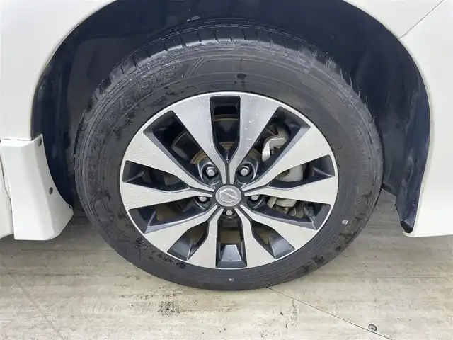 日産 セレナ ハイウェイスター Vセレクション 岡山県 2017(平29)年 6.5万km ブリリアントホワイトパール 2トーン 純正9インチナビ/・バックカメラ/・FM/AM/Bluetooth/フルセグ/CD/DVD/AUX/フリップダウンモニター/デジタルインナーミラー/プロパイロット/セーフティシステム/・エマージェンシーブレーキ/・レーンキープアシスト/・コーナーセンサー/オートホールド/ISOFIX/ステアリングスイッチ/チルトステアリング/シートリフター/社外ドアバイザー/ハンズフリー付両側パワースライドドア/前方ドライブレコーダー/ETC/純正16インチアルミ/純正フロアマット/新車保証書/取扱説明書