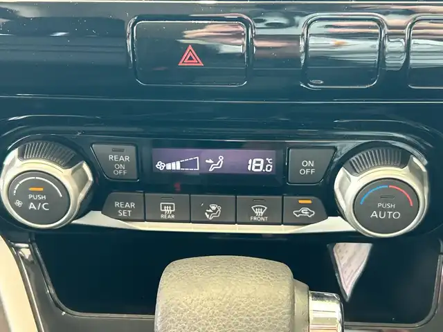 日産 セレナ ハイウェイスター Vセレクション 埼玉県 2017(平29)年 6万km ブリリアントシルバー エマージェンシーブレーキ /純正フリップダウンモニター /純正9インチメモリナビ/　　CD/DVD/BT/フルセグ /バックカメラ /クルーズコントロール /LEDオートライト /純正16インチアルミホイール /ステアリングスイッチ /純正ETC