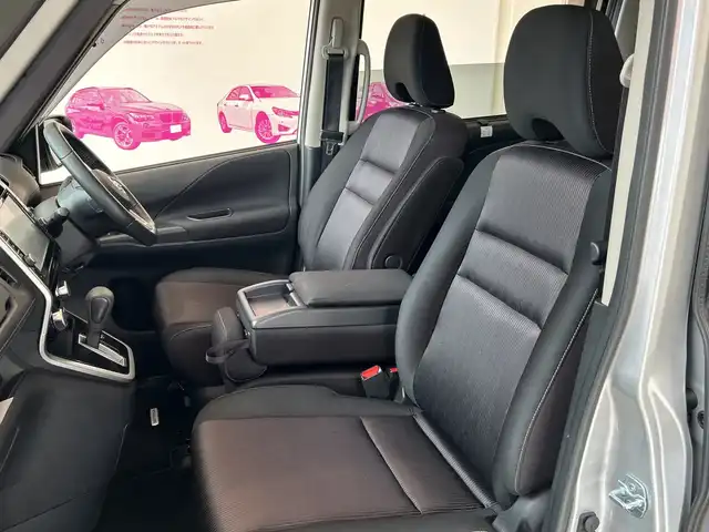 日産 セレナ ハイウェイスター Vセレクション 埼玉県 2017(平29)年 6万km ブリリアントシルバー エマージェンシーブレーキ /純正フリップダウンモニター /純正9インチメモリナビ/　　CD/DVD/BT/フルセグ /バックカメラ /クルーズコントロール /LEDオートライト /純正16インチアルミホイール /ステアリングスイッチ /純正ETC