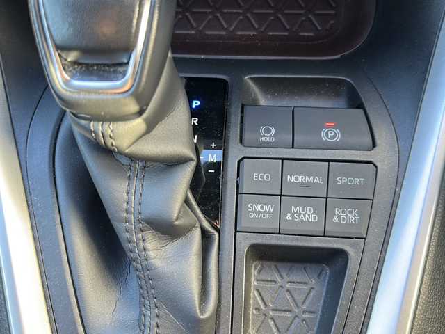 トヨタ ＲＡＶ４ G 岐阜県 2023(令5)年 2万km アティチュードブラックマイカ 登録時走行距離：19167km/ワンオーナー/純正ディスプレイオーディオ/バックカメラ/フルセグテレビ・Bluetooth/デジタルインナーミラー/前後コーナーセンサー/シートヒーター/エアシート/ステアリングヒーター/レザーシート/LEDヘッドライト/オートライト/オートマチックハイビーム/プッシュスタート/スマートキー/保証書/取扱説明書/スペアキー