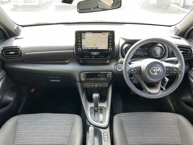 トヨタ ヤリス ハイブリッド Z 茨城県 2020(令2)年 2万km ホワイトパールクリスタルシャイン 純正8インチディスプレイナビ/(BT・USB・ラジオ・フルセグTV)/レーダークルーズコントロール/レーンアシスト/オートハイビーム/衝突軽減ブレーキ/コーナーセンサー/シートヒーター/全方位カメラ/ビルトインETC/ドライブレコーダー前後/オートライト/LEDヘッドライト/純正フロアマット/スマートキー/スペアキー/プッシュスタート/電動格納ウインカーミラー