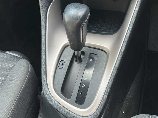 トヨタ ヤリス ハイブリッド Z 茨城県 2020(令2)年 2万km ホワイトパールクリスタルシャイン 純正8インチディスプレイナビ/(BT・USB・ラジオ・フルセグTV)/レーダークルーズコントロール/レーンアシスト/オートハイビーム/衝突軽減ブレーキ/コーナーセンサー/シートヒーター/全方位カメラ/ビルトインETC/ドライブレコーダー前後/オートライト/LEDヘッドライト/純正フロアマット/スマートキー/スペアキー/プッシュスタート/電動格納ウインカーミラー