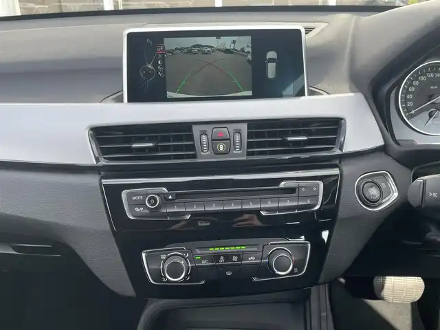 ＢＭＷ Ｘ１ xDrive 18d 宮崎県 2017(平29)年 13.3万km 白 純正ナビゲーション/　AM FM CD DVD /バックカメラ/ETC車載器/クルーズコントロール/電動パーキングブレーキ/LEDヘッドライト/フォグランプ/ウィンカーミラー/電動格納ミラー/プッシュスタート/スマートキー