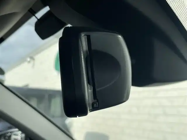 ＢＭＷ Ｘ１ xDrive 18d 宮崎県 2017(平29)年 13.3万km 白 純正ナビゲーション/　AM FM CD DVD /バックカメラ/ETC車載器/クルーズコントロール/電動パーキングブレーキ/LEDヘッドライト/フォグランプ/ウィンカーミラー/電動格納ミラー/プッシュスタート/スマートキー