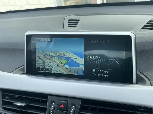 ＢＭＷ Ｘ１ xDrive 18d 宮崎県 2017(平29)年 13.3万km 白 純正ナビゲーション/　AM FM CD DVD /バックカメラ/ETC車載器/クルーズコントロール/電動パーキングブレーキ/LEDヘッドライト/フォグランプ/ウィンカーミラー/電動格納ミラー/プッシュスタート/スマートキー