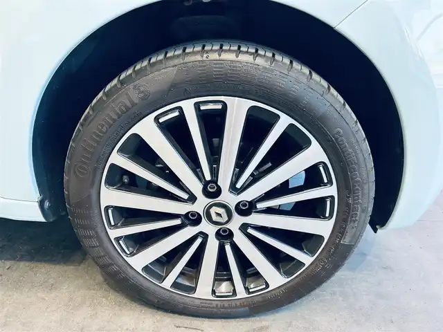 ルノー トゥインゴ インテンス 大阪府 2021(令3)年 3万km ライトブルー 純正ナビ/TV/バックカメラ/applecarplay/USB/AUX/Bluetooth/純正16インチAW/クリアランスソナー/クルーズコントロール/リモコンキー/ハーフ革/シートヒーター/ETC/ドラレコ