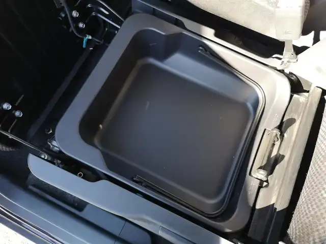 スズキ ハスラー G 茨城県 2017(平29)年 8.1万km ムーンライトバイオレットパールメタリック/ホワイト2トーンルーフ 社外ナビ（ワンセグ/iPod/CD/衝突軽減/純正AW/前席シートヒーター/電動格納ミラー