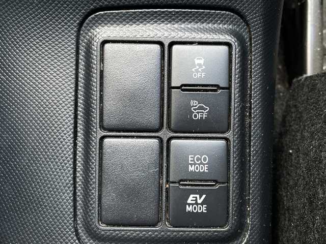 トヨタ アクア G ソフトレザーセレクション 山口県 2017(平29)年 5.6万km ブラックマイカ ワンオーナー　/ＴＲＤエアロ（フロント，サイド，リア）/ＷｅｄｓＳｐｏｒｔ１７インチホイール　/純正７型ナビ/AM/FM/CD/DVD/Bluetooth/フルセグTV　/バックカメラ　/トヨタセーフティーセンス　/車線逸脱警報/アダプティブクルーズコントロール/レーンキープアシスト/ＬＥＤヘッドライト　/純正フロアマット　/衝突被害軽減ブレーキ　/スマートキー/ダブルエアバッグ/ＥＴＣ