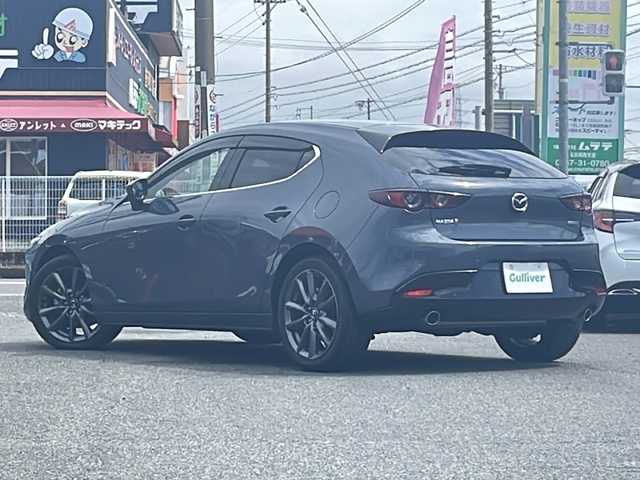 マツダ マツダ３ファストバック 15S ツーリング 愛知県 2021(令3)年 3.8万km ポリメタルグレーM /禁煙車//ワンオーナー//純正18AW//純正ナビ/CD/DVD/BT/MSV/フルセグ/HDMI//バックカメラ/全周囲モニター/ETC//レインワイパーセンサー//SBS/LAS/MRCC/BSM/DAA/HBC//AT誤発進抑制制御（前進時）//前後クリアランスソナー//盗難防止装置//横滑り防止装置//電子制御パーキングブレーキ//ブレーキホールド//アイドリングストップ//本革巻きステアリング//ステアリングスイッチ//本革巻きシフトノブ//MTモード付AT//LEDオートライト//新車時保証書//取扱説明書