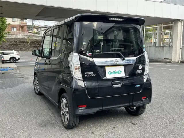 日産 デイズ ルークス ハイウェイスターX Gパッケージ 宮城県 2016(平28)年 7.3万km ブラック 純正ナビ（FM/AM/CD/USB/TVワンセグ/SD/Bluetooth）/バックカメラ/衝突軽減/アイドリングストップ/横滑り防止/ドラレコ/プッシュスタート/オートライト/ETC/スタッドレスタイヤ（１５５/65R14750）/スマートキー/保証書/取扱説明書/記録簿