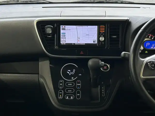 日産 デイズ ルークス ハイウェイスターX Gパッケージ 宮城県 2016(平28)年 7.3万km ブラック 純正ナビ（FM/AM/CD/USB/TVワンセグ/SD/Bluetooth）/バックカメラ/衝突軽減/アイドリングストップ/横滑り防止/ドラレコ/プッシュスタート/オートライト/ETC/スタッドレスタイヤ（１５５/65R14750）/スマートキー/保証書/取扱説明書/記録簿