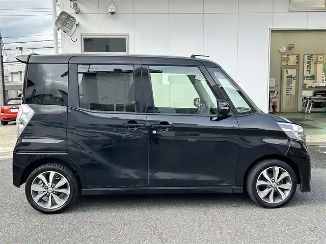 日産 デイズ ルークス ハイウェイスターX Gパッケージ 宮城県 2016(平28)年 7.3万km ブラック 純正ナビ（FM/AM/CD/USB/TVワンセグ/SD/Bluetooth）/バックカメラ/衝突軽減/アイドリングストップ/横滑り防止/ドラレコ/プッシュスタート/オートライト/ETC/スタッドレスタイヤ（１５５/65R14750）/スマートキー/保証書/取扱説明書/記録簿