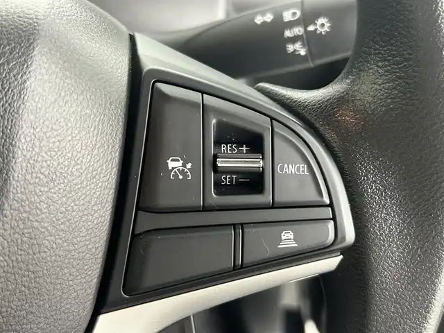 スズキ ワゴンＲ HYBRID FX－S 道央・札幌 2023(令5)年 1.1万km ブルーイッシュブラックパール3 ・４WD/・純正スマホ連動ディスプレイオーディオ/　BT/USB//・全方位カメラ/・デュアルカメラサポートブレーキ/・レーダークルーズコントロール/・レーンキープアシスト/・コーナーセンサー/・HUD/・SOSボタン/・前席シートヒーター/・ステアリングスイッチ/・オートライト/・プッシュスタート/・スマートキー/・純正フロアマット