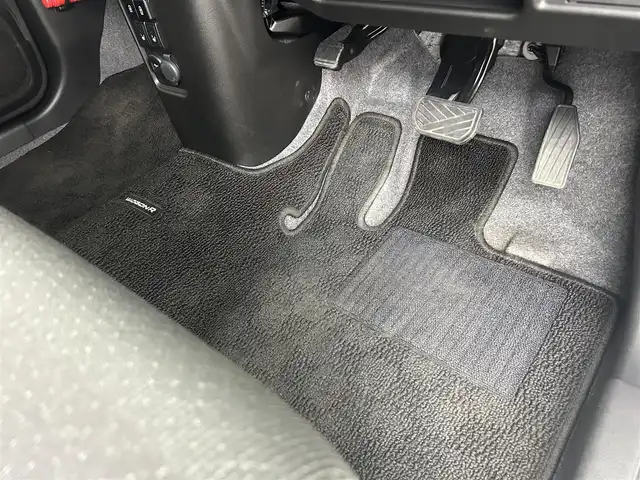 スズキ ワゴンＲ HYBRID FX－S 道央・札幌 2023(令5)年 1.1万km ブルーイッシュブラックパール3 ・４WD/・純正スマホ連動ディスプレイオーディオ/　BT/USB//・全方位カメラ/・デュアルカメラサポートブレーキ/・レーダークルーズコントロール/・レーンキープアシスト/・コーナーセンサー/・HUD/・SOSボタン/・前席シートヒーター/・ステアリングスイッチ/・オートライト/・プッシュスタート/・スマートキー/・純正フロアマット